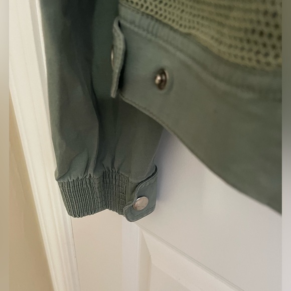 Vintage DKNY Military Greenish-Grey Mesh Back Jacket – Size 8 - Picture 7 of 9